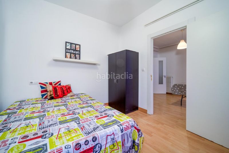 Foto e9d1ab83-d092-41d6-a923-2905d8a6a9b5. Flat with heating in Centro Cuenca