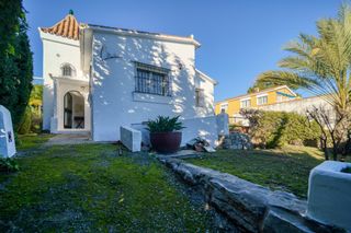 Chalet in Nueva Andalucía centro