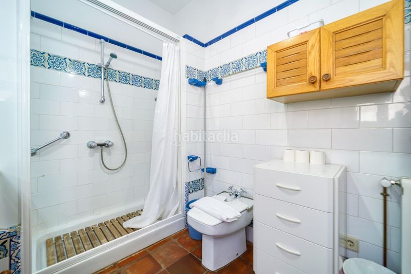 Foto 1a0d354e-73dc-43e4-be83-25d0ac69a012. Casa amb calefacció aparcament piscina a Barrio de Albaicín Granada