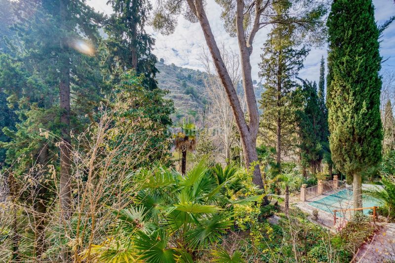 Foto 298c231d-fc35-4228-b8ce-93b35b17bab4. Casa amb calefacció aparcament piscina a Barrio de Albaicín Granada