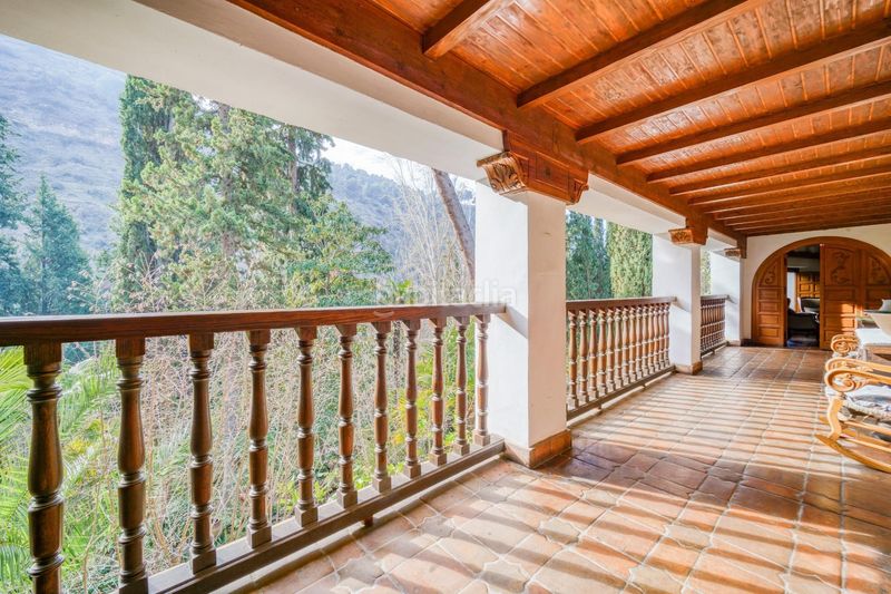 Foto 5dd16fee-6d3a-49b3-bd23-41df31934a3d. Casa amb calefacció aparcament piscina a Barrio de Albaicín Granada