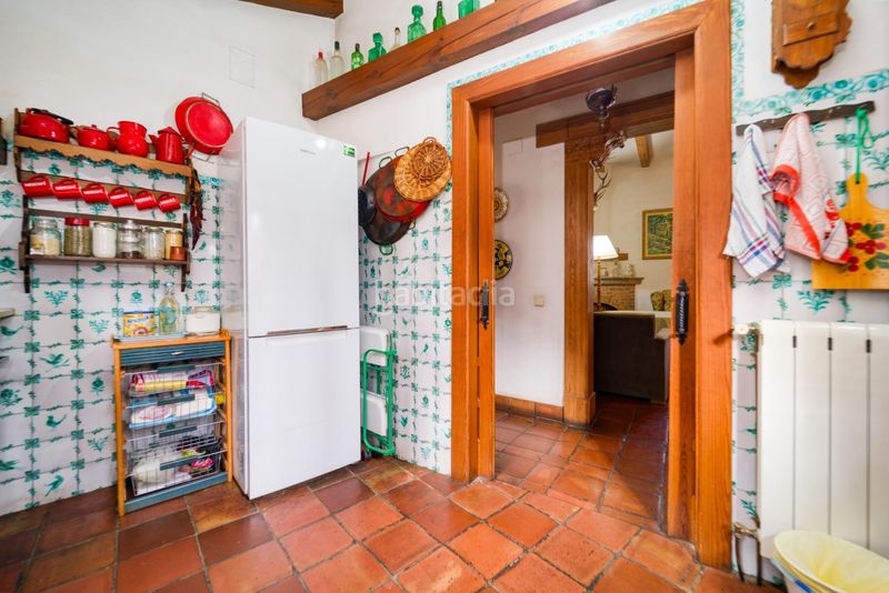 Foto 81bfd93d-f759-41ca-a972-504cfb0486e7. Casa amb calefacció aparcament piscina a Barrio de Albaicín Granada