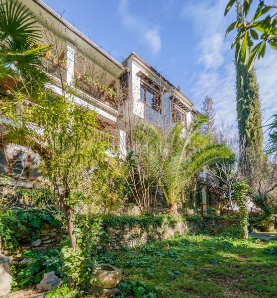 Foto aef47fad-4d48-4cb0-a2bf-fa887e08c676. Casa amb calefacció aparcament piscina a Barrio de Albaicín Granada