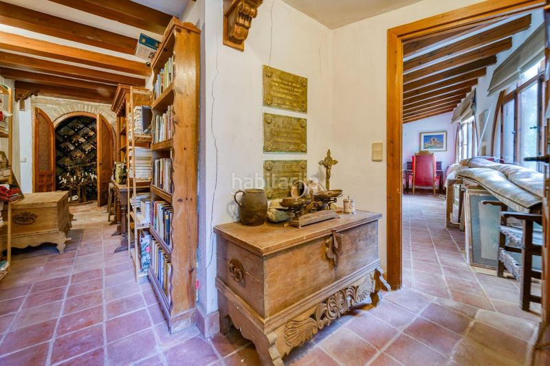 Foto e22c2d3f-8e29-4bf4-a20b-dbb8794415e2. Casa amb calefacció aparcament piscina a Barrio de Albaicín Granada