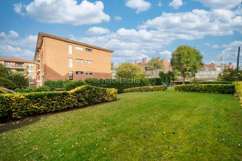 Foto e3ec3145-89aa-467d-8d21-5863f57c2401. Xalet amb calefacció aparcament a Las Arenas Getxo