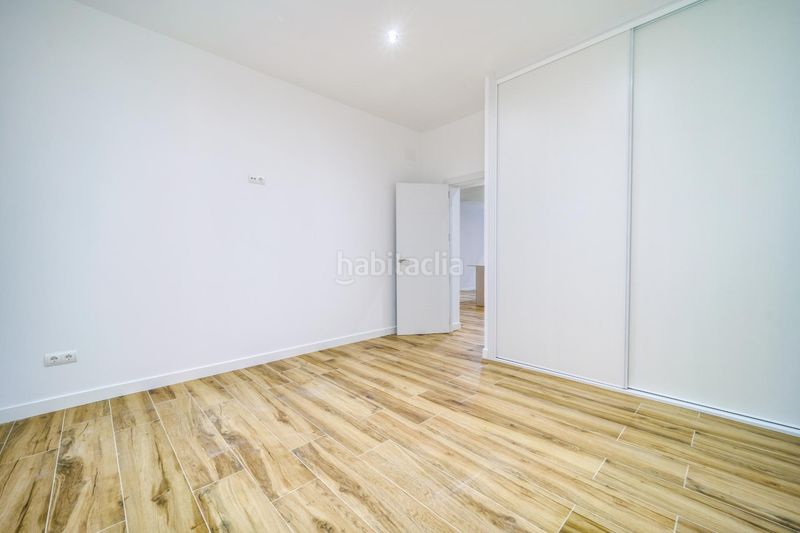 Foto a399fa52-f753-41ae-bbad-ef26fb2978f2. Erdgeschoss mit heizung in Adelfas Madrid