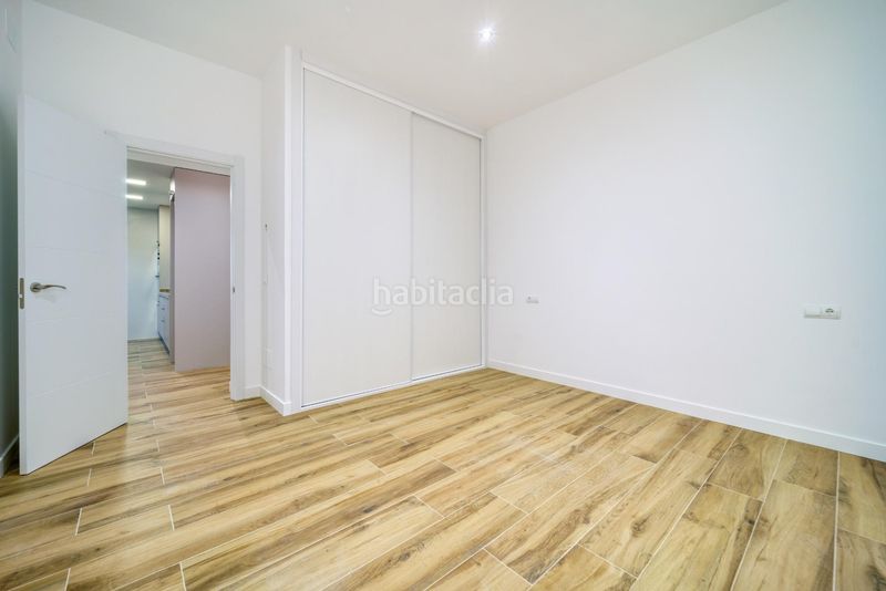 Foto 7272b3f5-aafc-4873-9c4a-a6da4e0e3491. Planta baixa a Adelfas Madrid