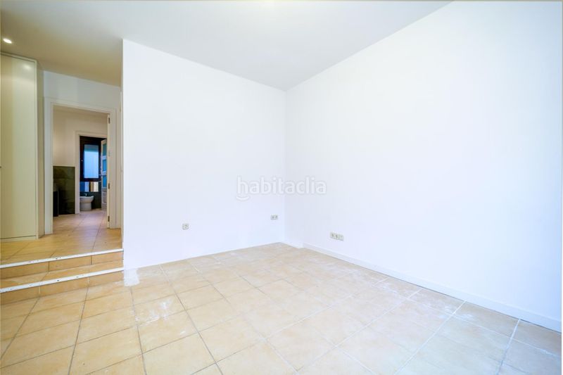 Foto 0b781a5f-b36c-44a2-950f-3e398de13b76. Casa amb calefacció aparcament piscina a Mojadillas-Parque de las Infantas-El Paraiso Valdemorillo