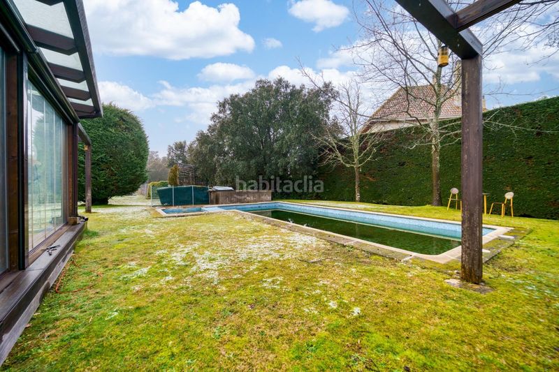 Foto d3dfe3af-199c-4e4c-bb2e-6d475fab9f17. Casa amb calefacció aparcament piscina a Mojadillas-Parque de las Infantas-El Paraiso Valdemorillo