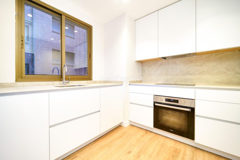 Foto 2c1a0894-512d-4284-93a7-dee249183c69. Rent flat with heating in Peñagrande Madrid