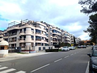 Aparcament cotxe a Avenida Europa. Plaza de garaje en venta  ubicación excepcional