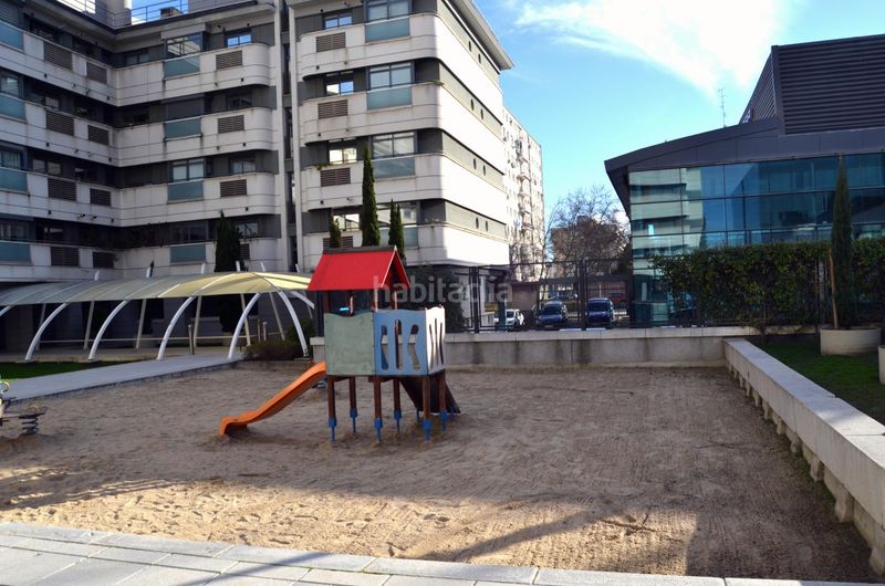 Foto 8a83a44c-cea4-433c-966b-f63112fc26a5. Lloguer pis amb calefacció aparcament piscina a Castilla Madrid