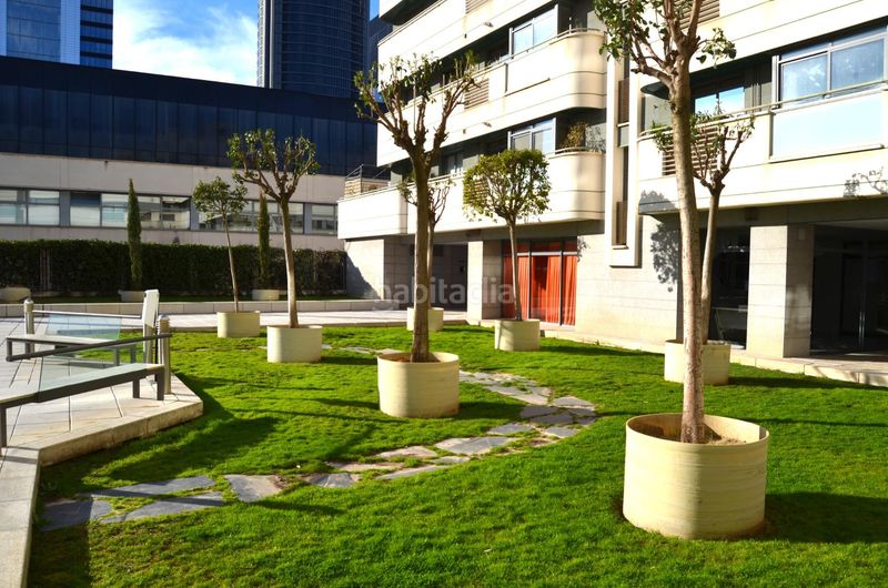 Foto e05b356b-3114-43a8-a59c-60ea369614fb. Lloguer pis amb calefacció aparcament piscina a Castilla Madrid