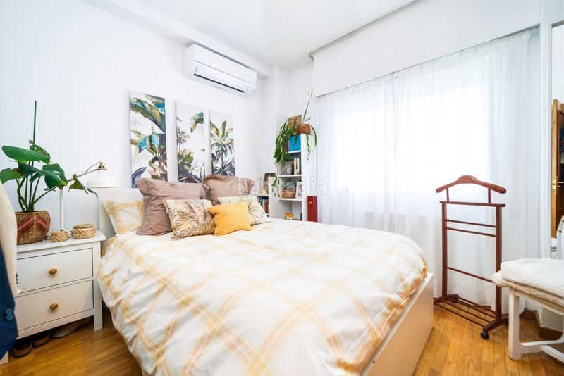 Foto 16a388ad-663e-4d5a-9859-d31b7b375d37. Casa aparellada amb calefacció aparcament piscina a Madrid