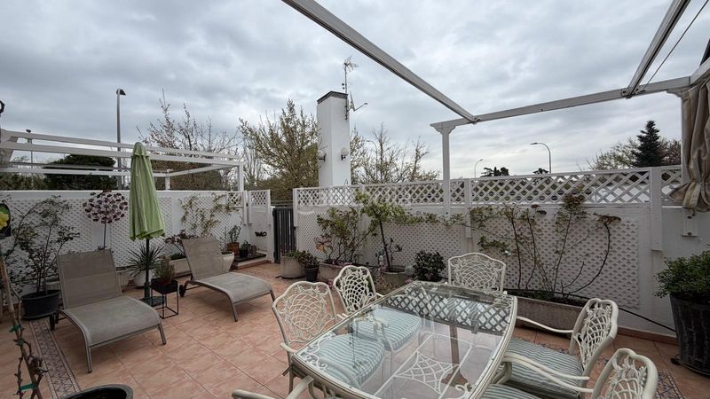 Foto 6d547baa-6b76-4561-9976-5cb5c048bb32. Casa pareada en Aravaca Madrid