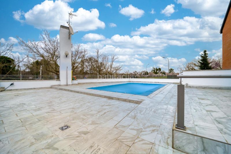 Foto 7a199774-4b6c-4a4e-a1cc-d4c53b0b7b2e. Casa pareada en Aravaca Madrid