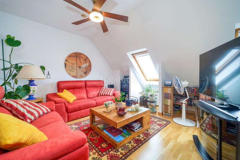 Foto c9ea5a22-f301-4c34-8b41-ad4e596f7280. Casa pareada en Aravaca Madrid