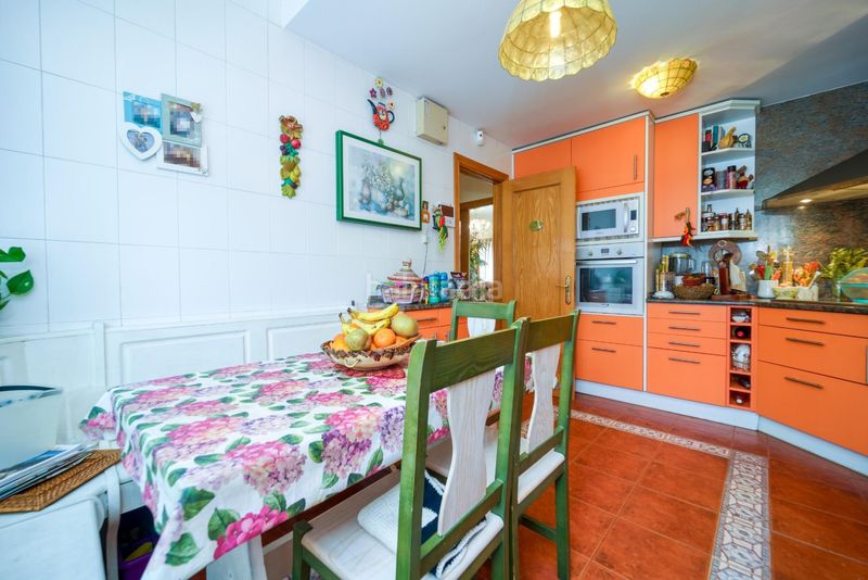 Foto d5b998cb-279f-4ab4-908e-48ef87d7378b. Casa pareada en Aravaca Madrid