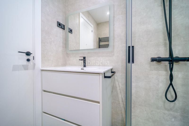 Foto d006aa1b-0a3a-4696-ac9f-bce8279117a4. Flat with heating parking in Delicias Madrid