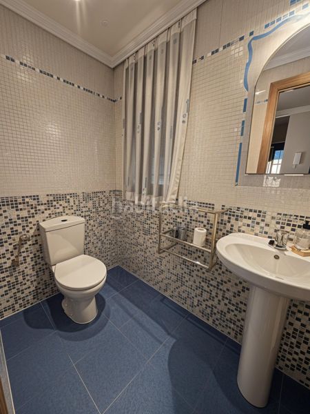 Foto 4d77046c-fe3f-4eb8-ad24-9423dd6b0dbd. Casa adossada amb calefacció aparcament piscina a Ugena