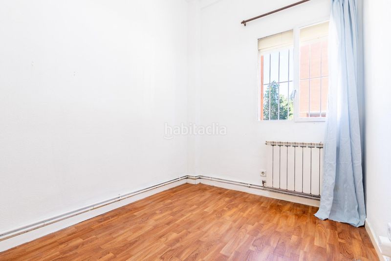 Foto b12f267c-6208-4cc9-9ba7-80de034316a4. Flat with heating in Juan de la Cierva Getafe
