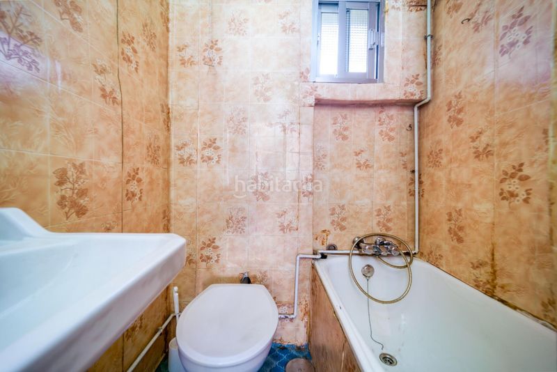 Foto 20f81122-7650-46a3-81f8-6d4e3535dabd. Piso en Apóstol Santiago Madrid