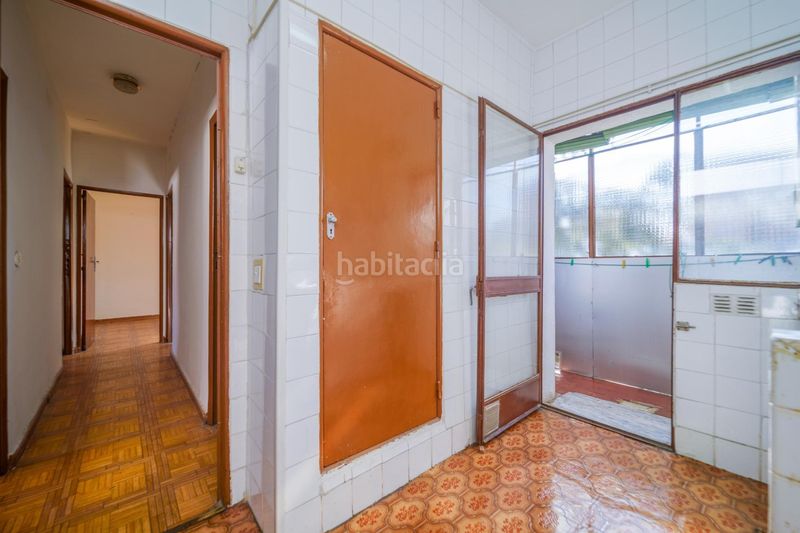 Foto af16daa8-0c55-4976-b7dc-03e580cc9e0f. Piso en Apóstol Santiago Madrid