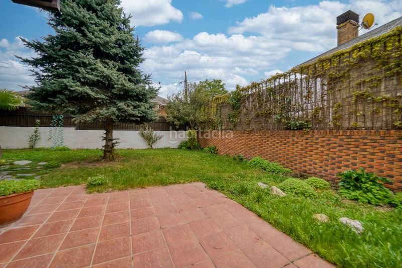 Foto 14ccfdd6-36ca-4b92-90cb-aac804ef54ef. Casa aparellada amb calefacció a La Florida - El Plantío Madrid