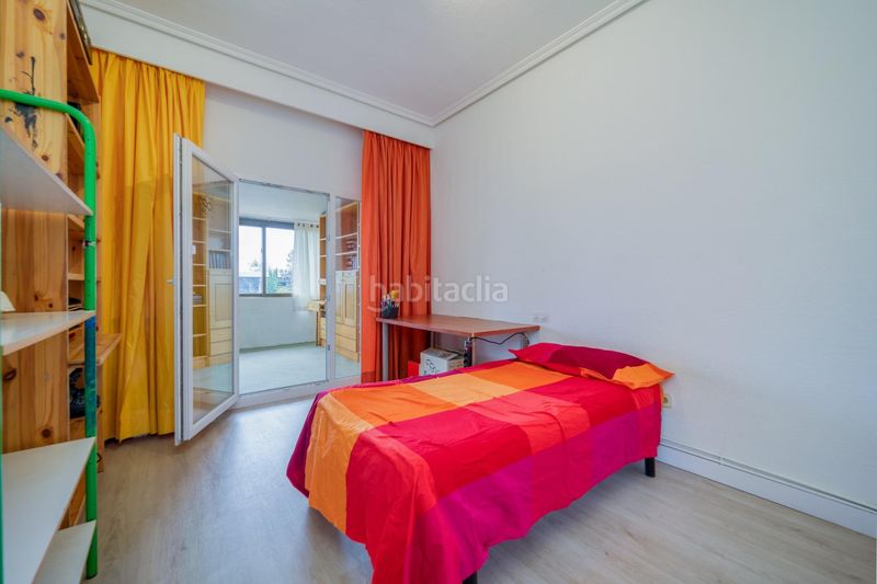 Foto 2d8d3cb6-3a8b-4510-aa0c-23b7151d9840. Casa aparellada amb calefacció a La Florida - El Plantío Madrid