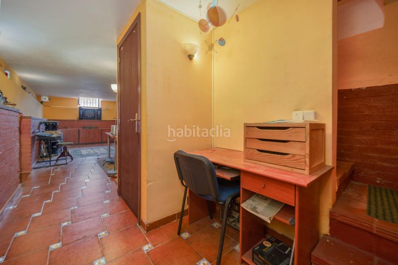 Foto b8d3bb15-de9f-48c0-9a90-637bbff06980. Casa aparellada amb calefacció a La Florida - El Plantío Madrid