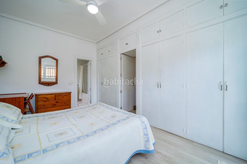 Foto ca0a70e1-95b9-4076-a162-ba34bb074f40. Casa aparellada amb calefacció a La Florida - El Plantío Madrid