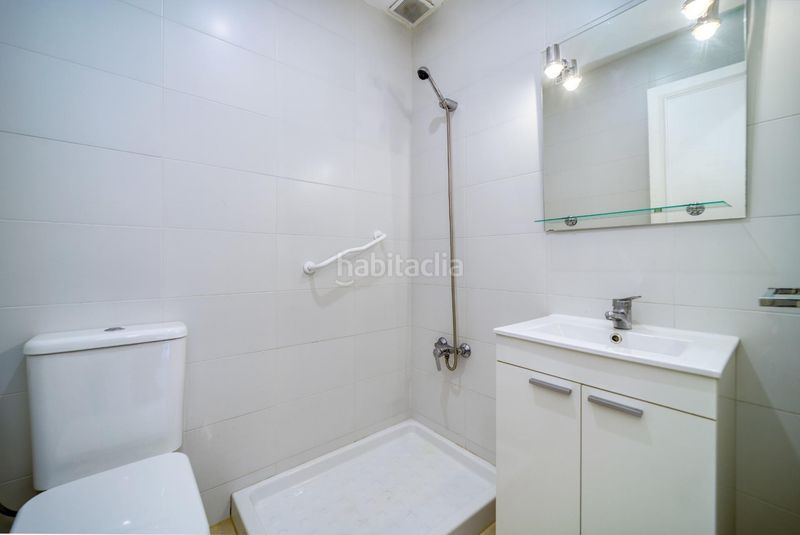 Foto d4ee8df5-7b54-4170-b947-afc12dfaa359. Casa pareada en La Florida - El Plantío Madrid