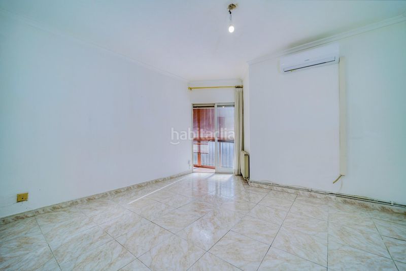 Foto c3ac9980-e951-4fe8-b016-8dbe9c04b468. Flat with heating in Canillas Madrid