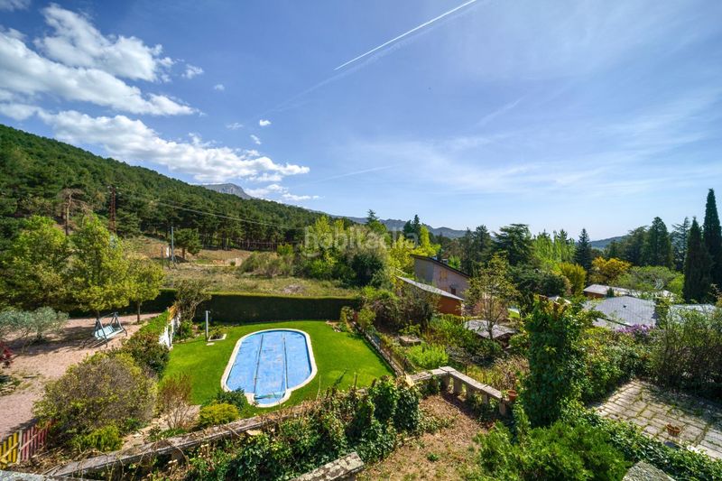 Foto 4bfb36ea-382f-40a1-999b-ee48fcf5fbd8. Chalet con parcheggio piscina in Navacerrada