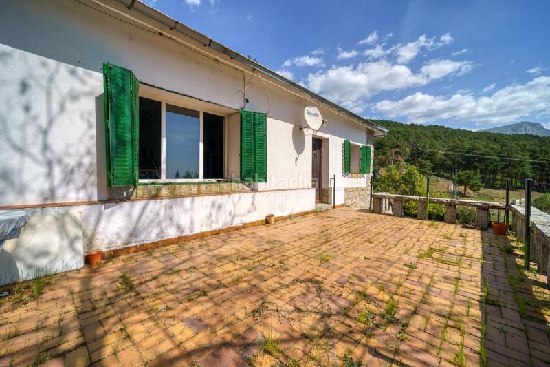 Foto 7b35214f-c021-4ef5-84c4-aa2e33fd1ea6. Chalet con parcheggio piscina in Navacerrada