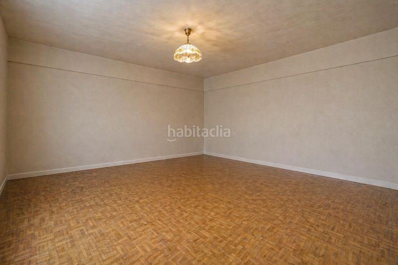 Foto 2e326764-e48e-4c54-a4e2-9c4d00f0a481. Pis amb calefacció a Aravaca Madrid