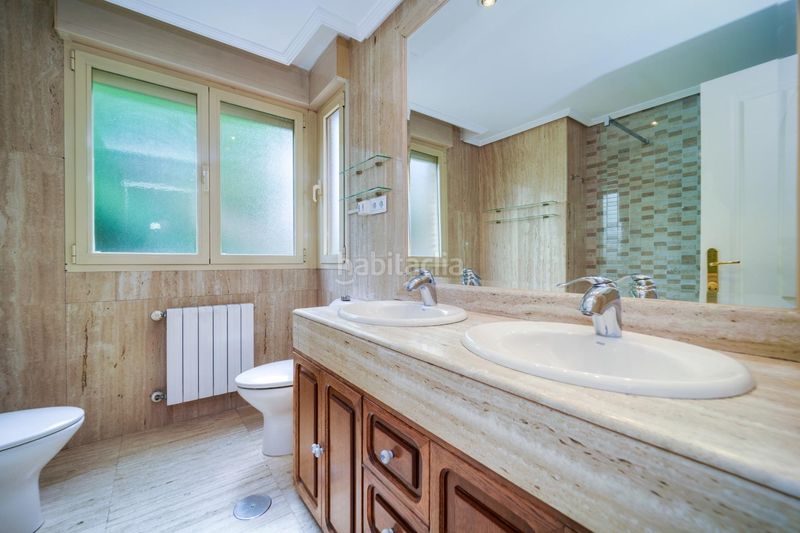 Foto 154d8863-ba8c-4672-aecd-9b287288a7f1. Lloguer pis amb calefacció aparcament piscina a Valdemarín Madrid