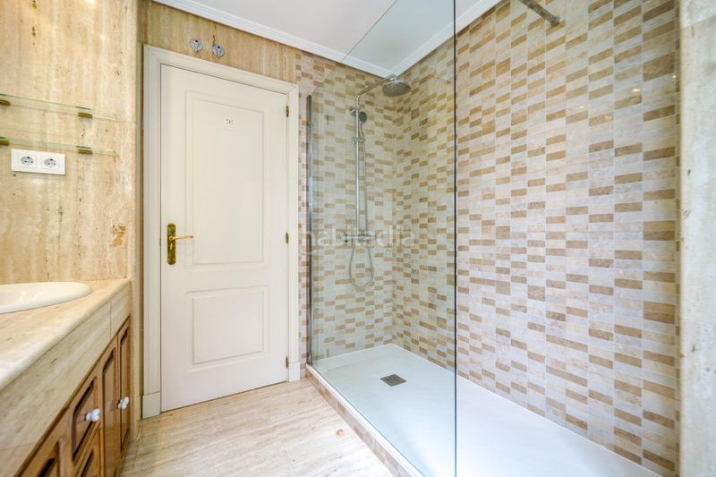 Foto 7f3068e7-27cb-4d2c-babc-25000a61a10f. Lloguer pis amb calefacció aparcament piscina a Valdemarín Madrid