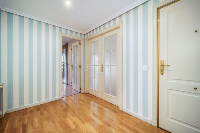 Foto 92575387-61d4-4448-b134-9082e94fee3c. Lloguer pis amb calefacció aparcament piscina a Valdemarín Madrid