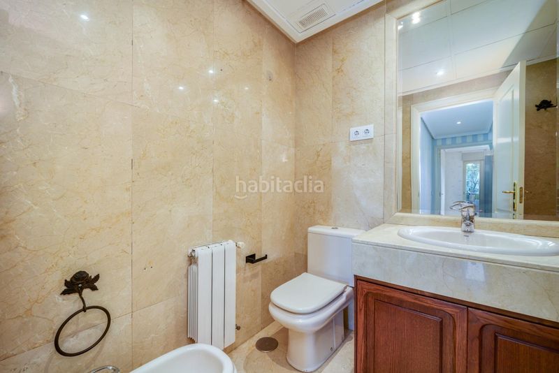 Foto 9df99a0b-1cab-48ca-bc74-e3a858c1f669. Lloguer pis amb calefacció aparcament piscina a Valdemarín Madrid