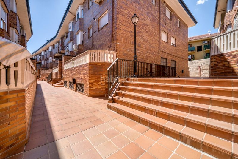 Foto 2b05b954-52ee-4705-b38f-d494643234f5. Dúplex amb calefacció aparcament piscina a Casa Amarilla Galapagar