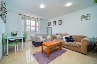 Zweistöckige Wohnung  Comercio