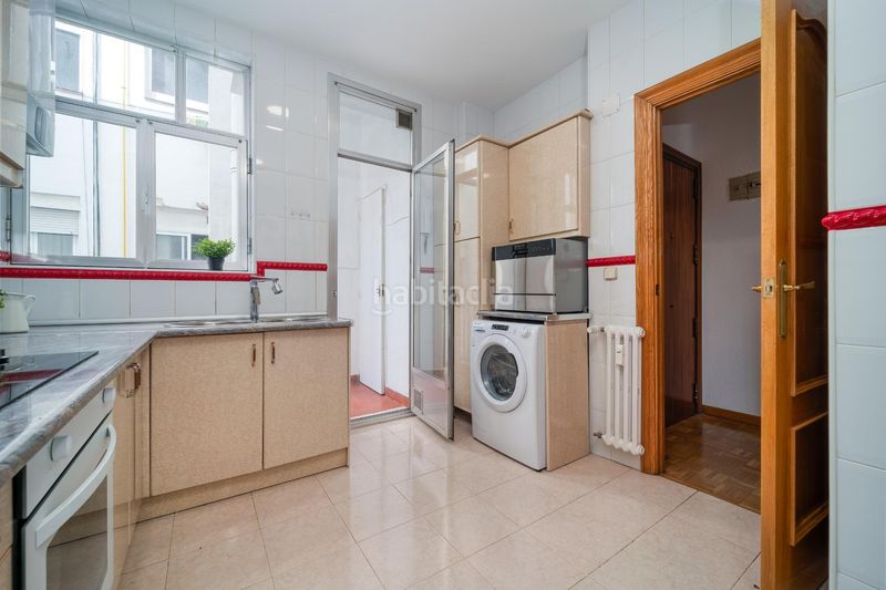 Foto abe4a5ac-ca03-4065-859b-3bf3036ba7d3. Piso en Legazpi Madrid