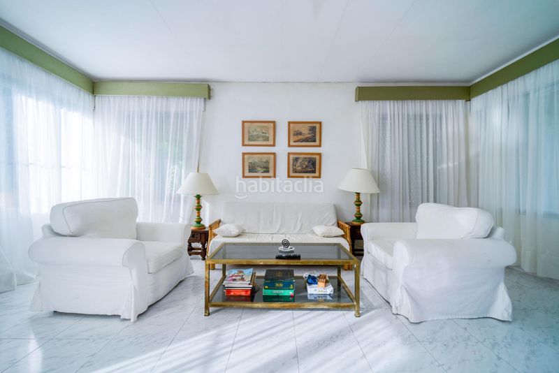 Foto 581ff00e-ef80-42bd-93d9-88f08c58a35f. Chalet en Nueva Andalucía centro Marbella