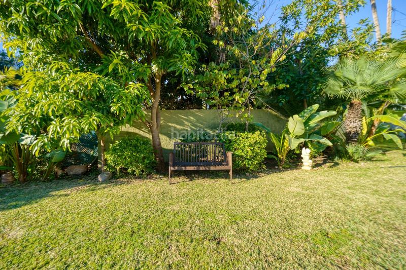Foto aa61e7dd-93ac-42c7-a61a-7e3d65063e4e. Chalet en Nueva Andalucía centro Marbella
