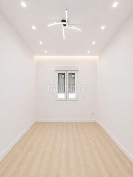 Foto d76841da-6dd3-4223-838e-56475ffeb762. Rent flat with heating in Jerónimos Madrid
