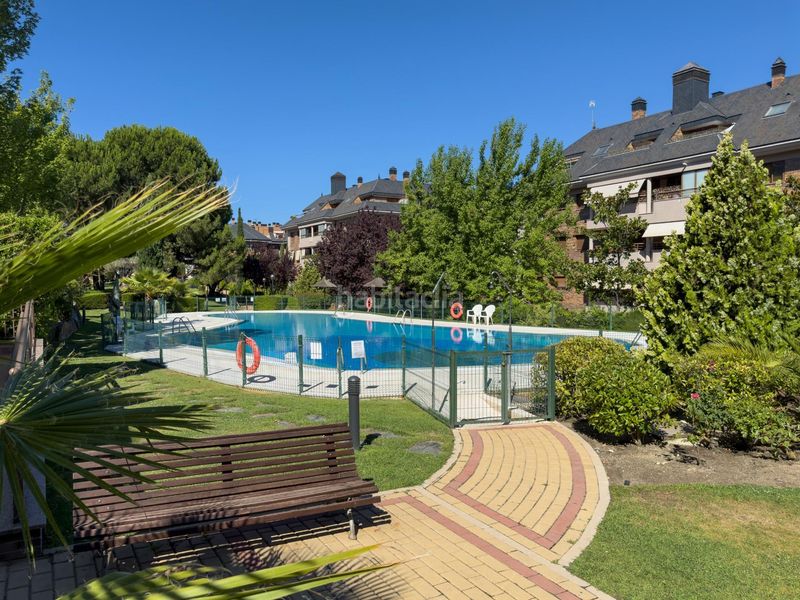 Foto 419f12ab-7b8a-40a8-a505-642c7530db01. Aparcament cotxe a Monte el Pilar Majadahonda