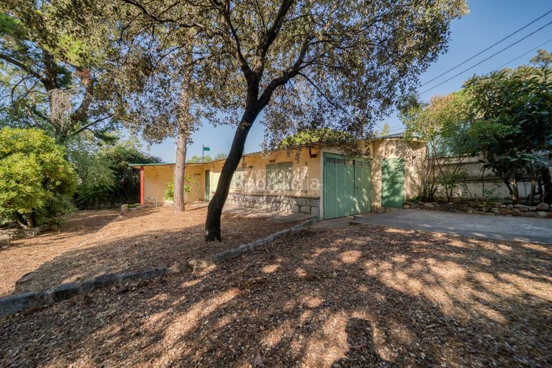 Foto 5e4db369-5c56-4bfd-b056-c955720231f8. Terreno residencial en Las Zorreras-Monte Encinar Escorial (El)