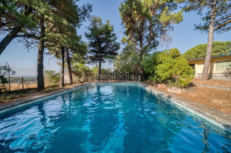 Foto a93c1518-51ab-459d-b392-fa24d8258c05. Terreny residencial a Las Zorreras-Monte Encinar Escorial (El)