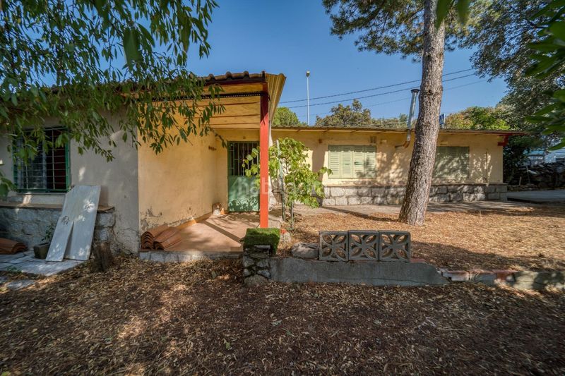 Foto f60ed142-ac61-4f09-bbbb-6018845c9b17. Terreny residencial a Las Zorreras-Monte Encinar Escorial (El)